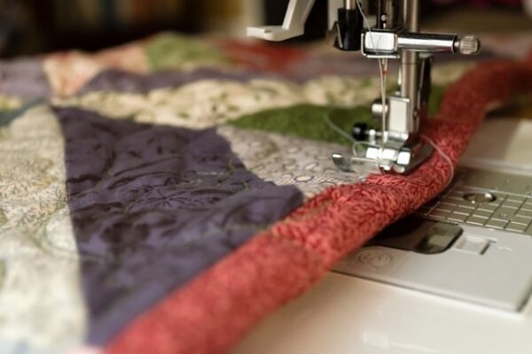 LuxeWeave Classic Linen Quilt
